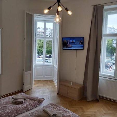 Lovely New 2 Bedroom Near Hannovamarkt Wien Exteriör bild