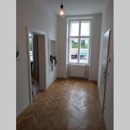 Lovely New 2 Bedroom Near Hannovamarkt Wien Exteriör bild